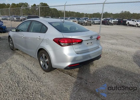 2018 Kia Forte Lx z USA, uszkodzony, nr VIN 3KPFL4A72JE212637